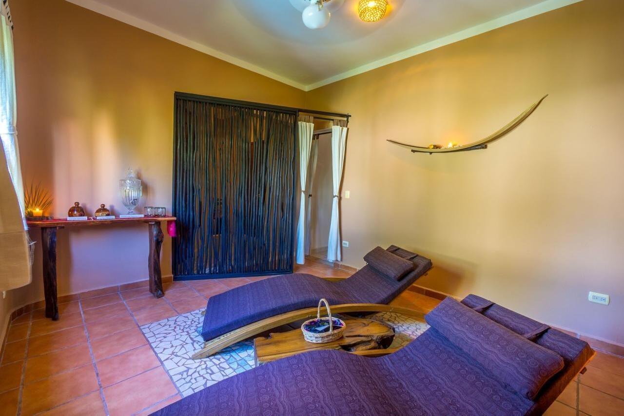 Xperience Aqualuna Boutique